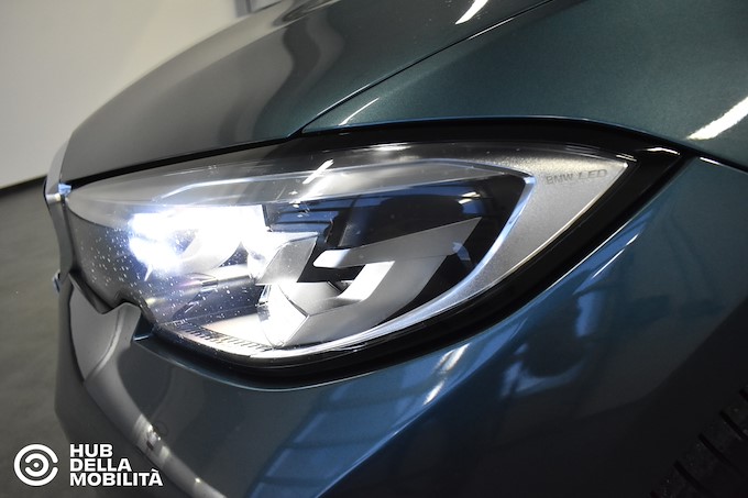 BMW 320d 48V xDrive Touring Business Advantage